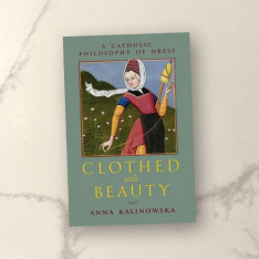 Clothed with Beauty (Hardcover)